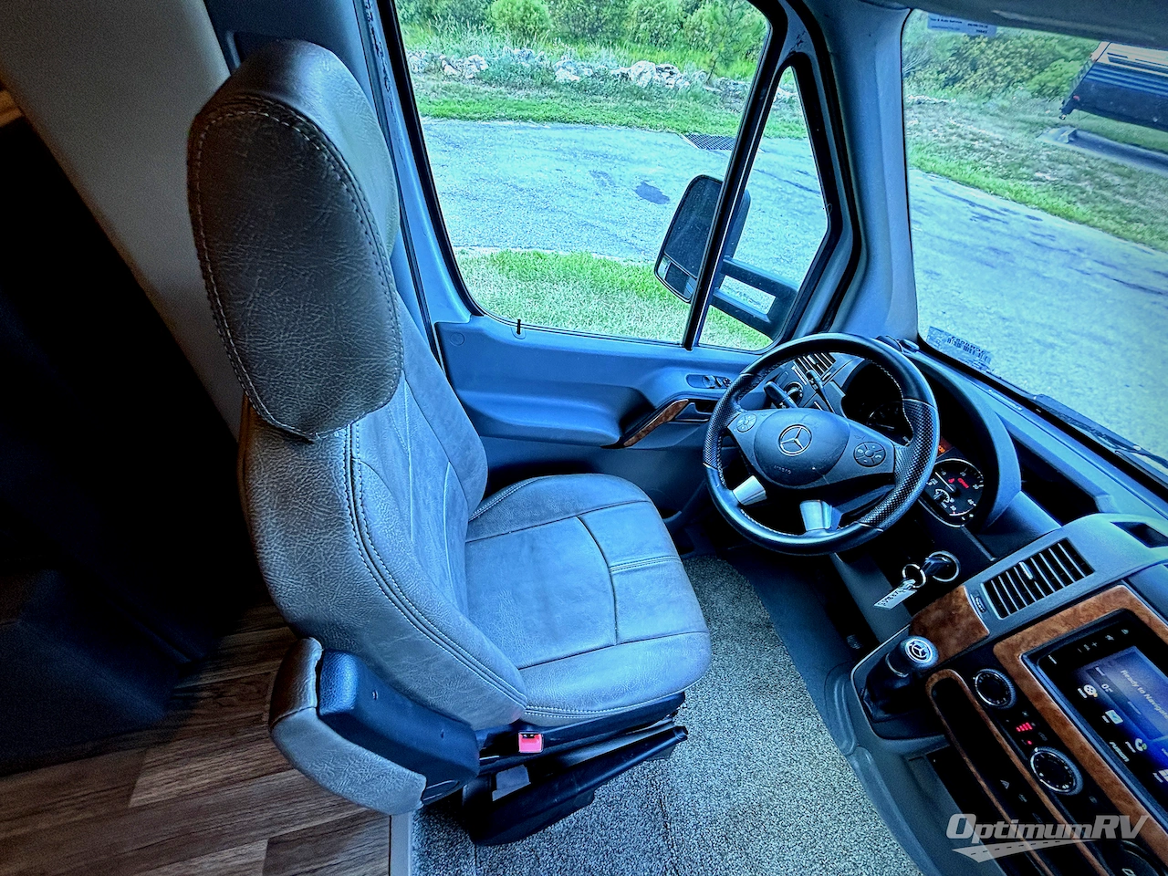 2018 Thor Synergy SD24 Photo 7