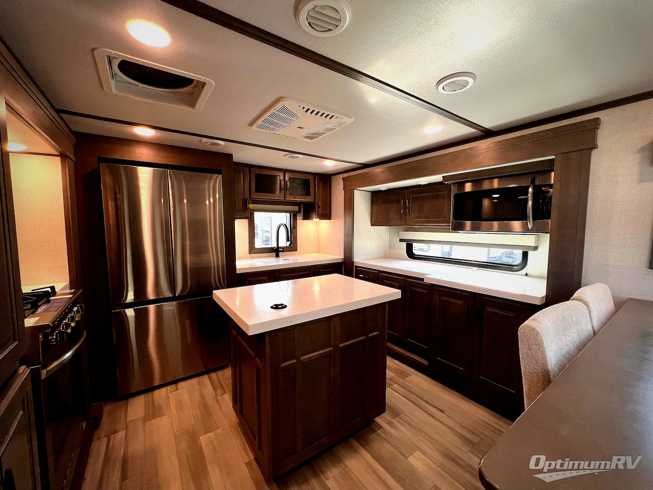 2023 Grand Design Solitude 390RK Photo 6