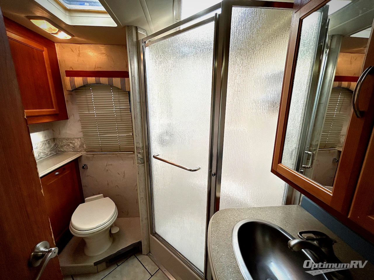 2007 National RV Tropical T330 Photo 15