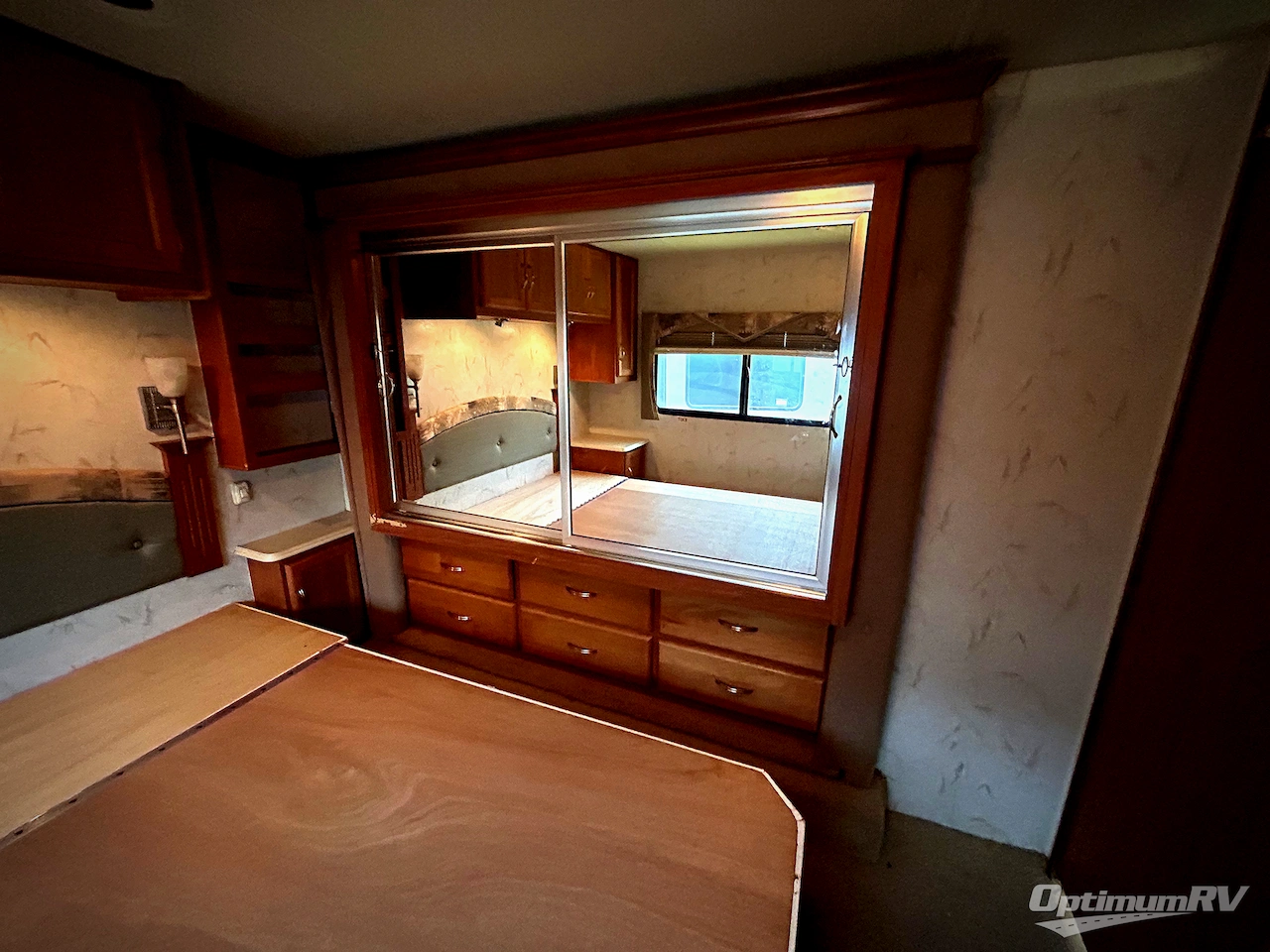 2007 National RV Tropical T330 Photo 20