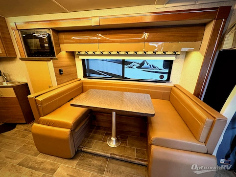 2018 Winnebago View 24J RV Photo 3