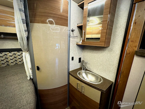 2018 Winnebago View 24J RV Photo 4