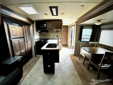 2019 Forest River Rockwood Windjammer 3029V RV Photo 2