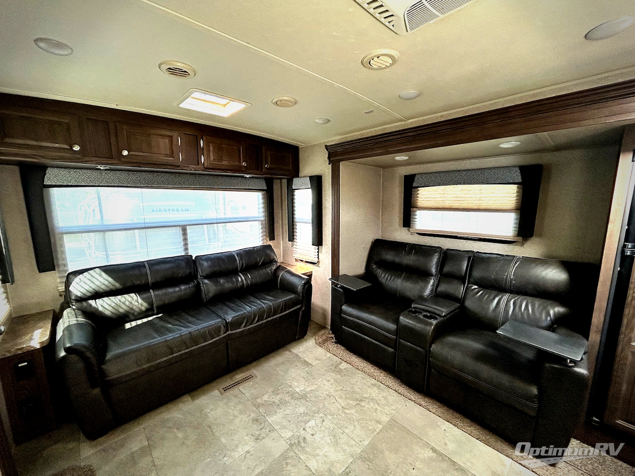 2019 Forest River Rockwood Windjammer 3029V Photo 6