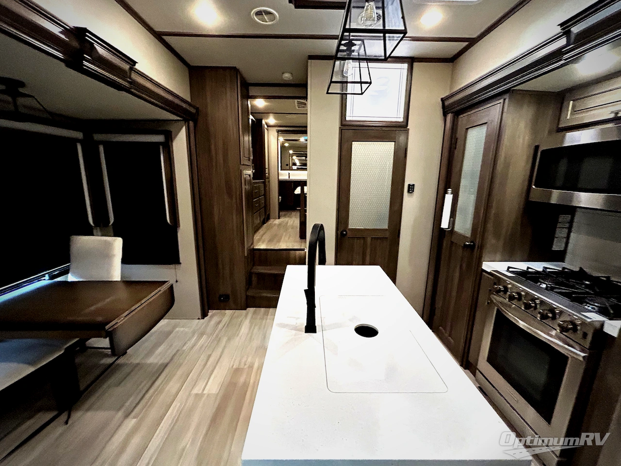 2021 Grand Design Solitude 380FL Photo 2