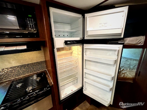 2016 Jayco White Hawk 24MBH RV Photo 3