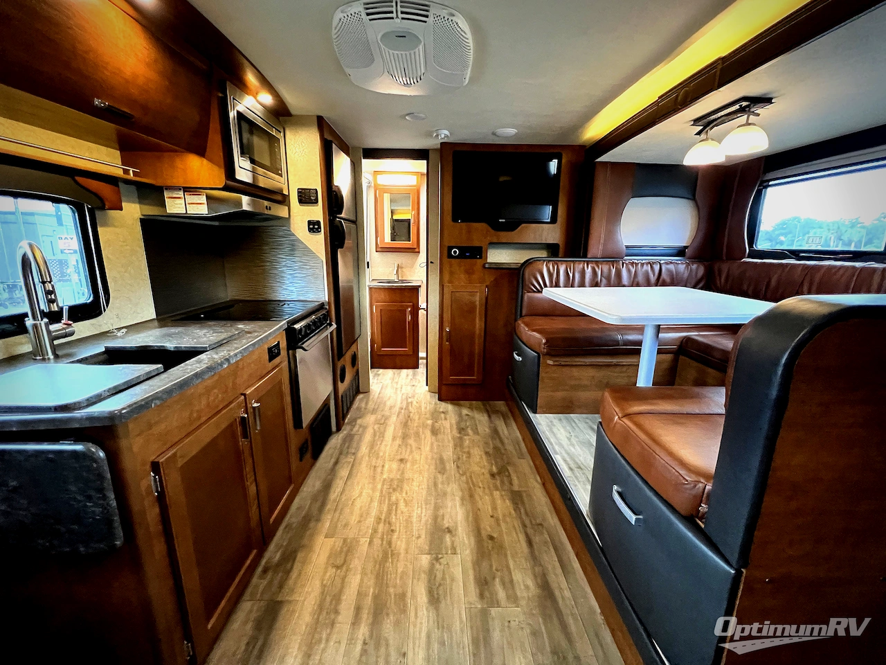 2020 Lance Lance Travel Trailers 1985 Photo 4