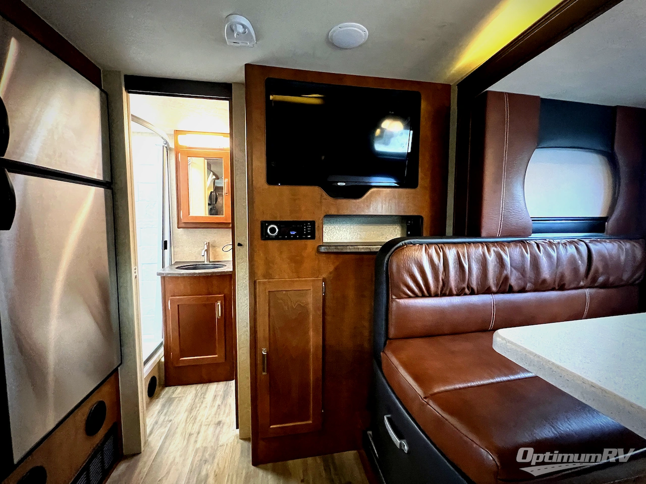 2020 Lance Lance Travel Trailers 1985 Photo 10