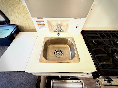 2023 Casita Deluxe 17 RV Photo 4
