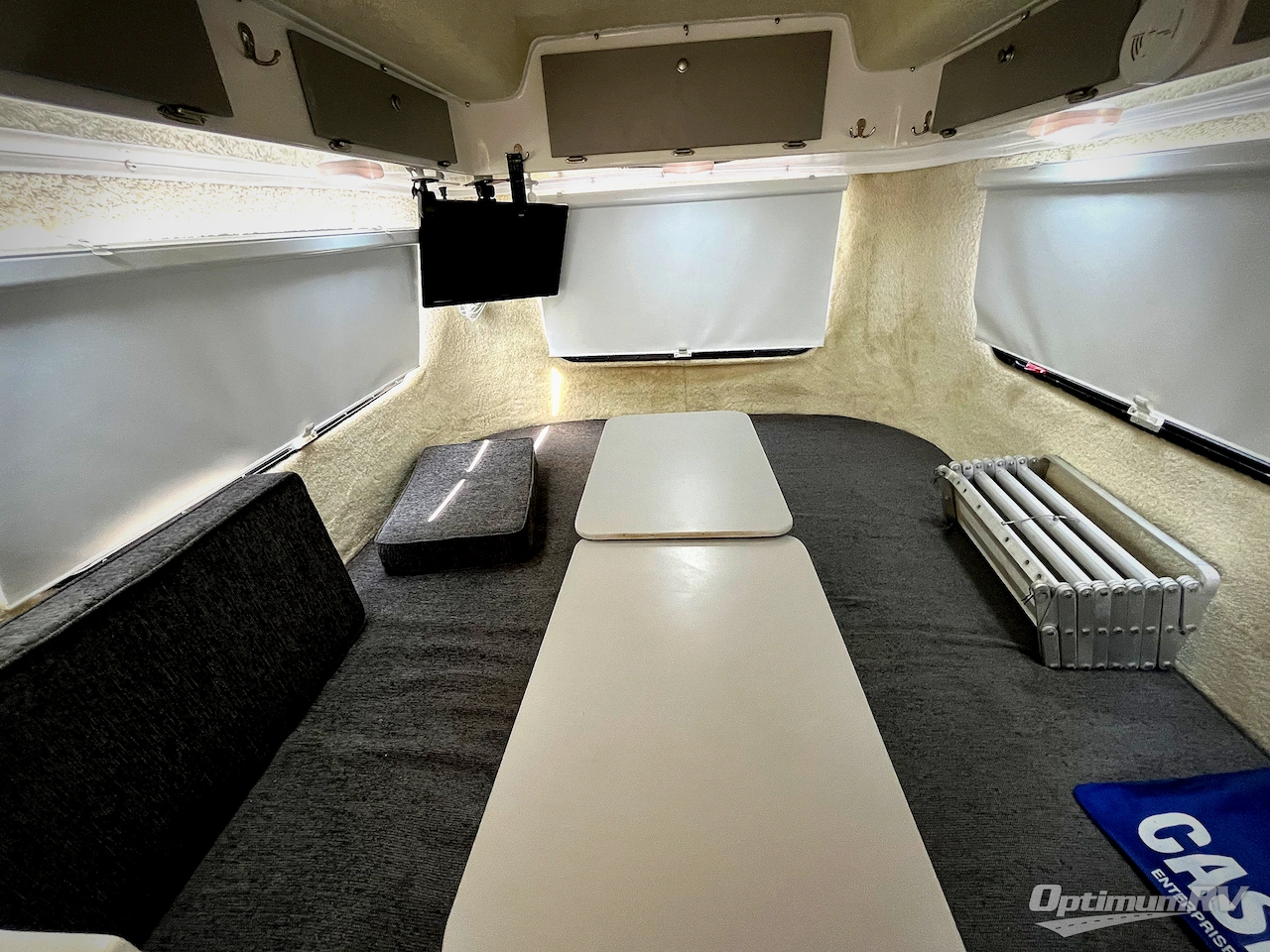 2023 Holiday House RV Deluxe 17 Photo 5