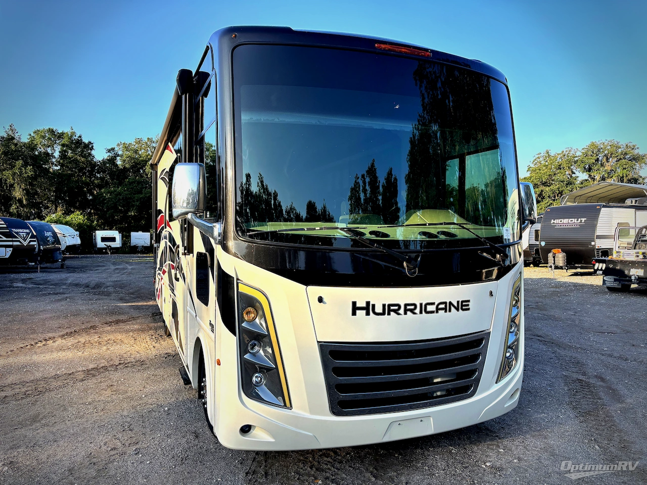 2022 Thor Hurricane 29M Photo 1