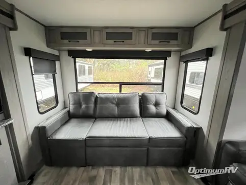 2022 Dutchmen Kodiak Ultimate 3221RLSL RV Photo 2