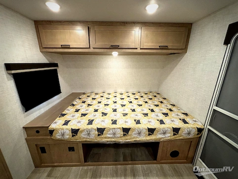 2026 Ember E-Series 19ETS RV Photo 3