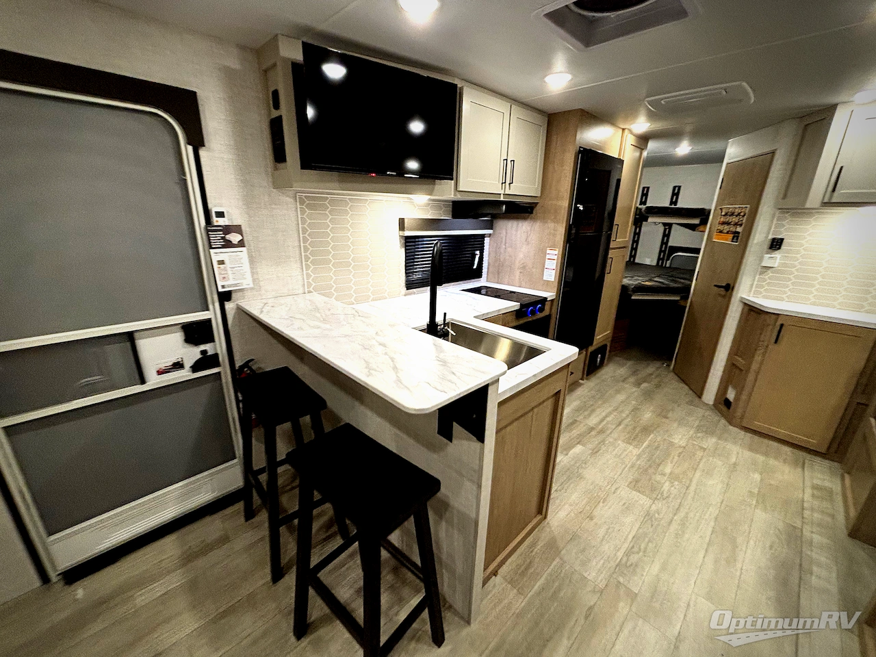 2026 Ember E-Series 26ETS Photo 8