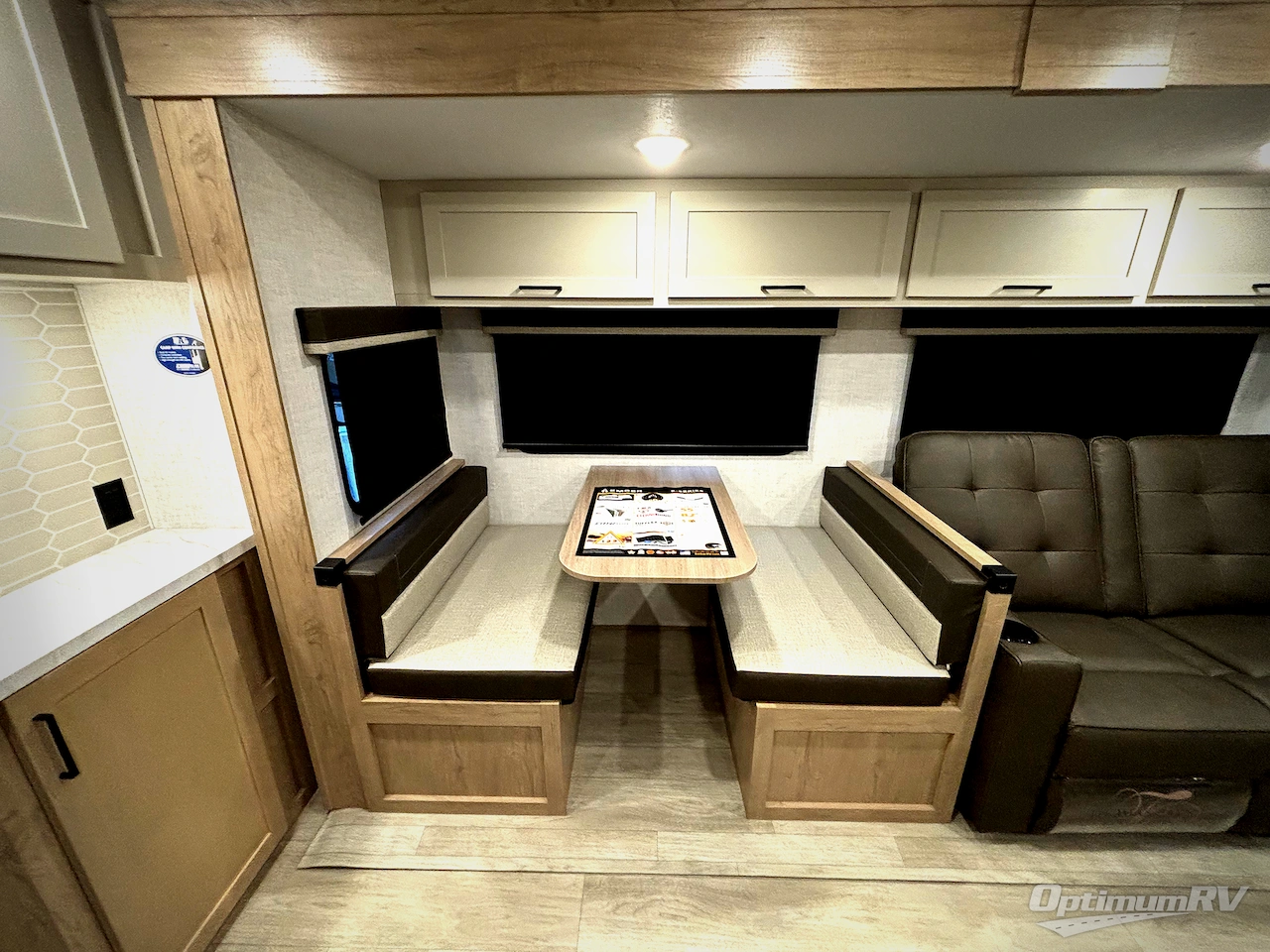 2026 Ember E-Series 26ETS Photo 11