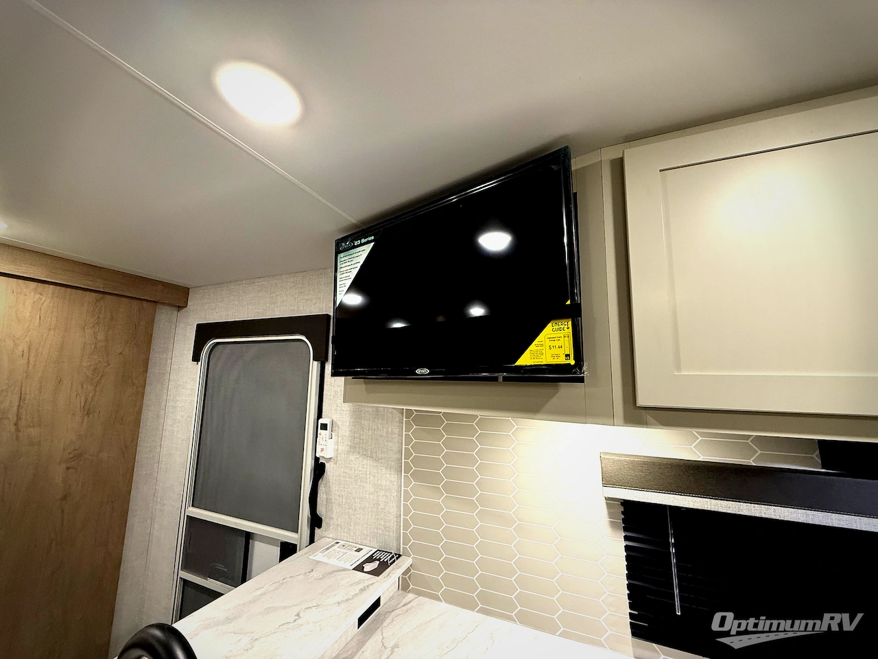 2026 Ember E-Series 26ETS Photo 12