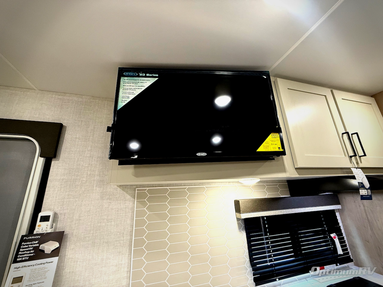 2026 Ember E-Series 22ETS Photo 12