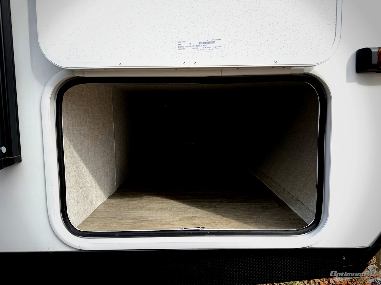 2026 Ember E-Series 22ETS Photo 22