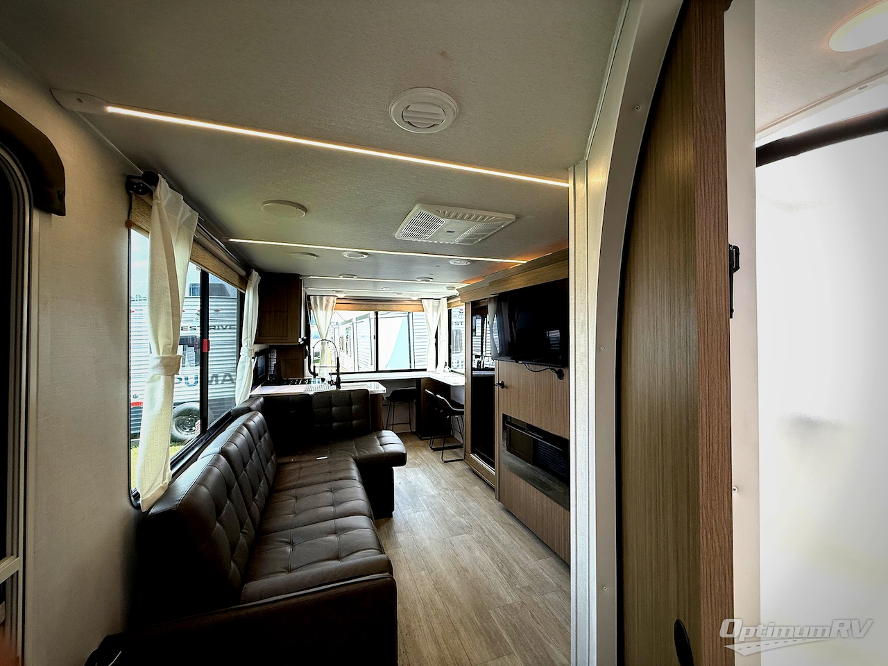 2025 Forest River Salem Cruise Lite 24VIEW Photo 5