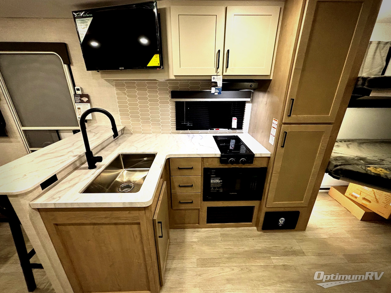 2026 Ember E-Series 22ETS Photo 6