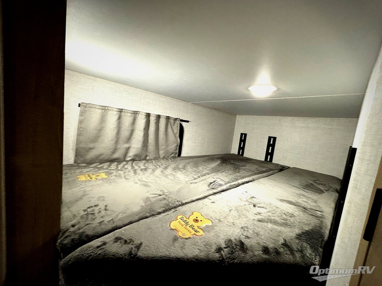 2026 Ember E-Series 22ETS Photo 13