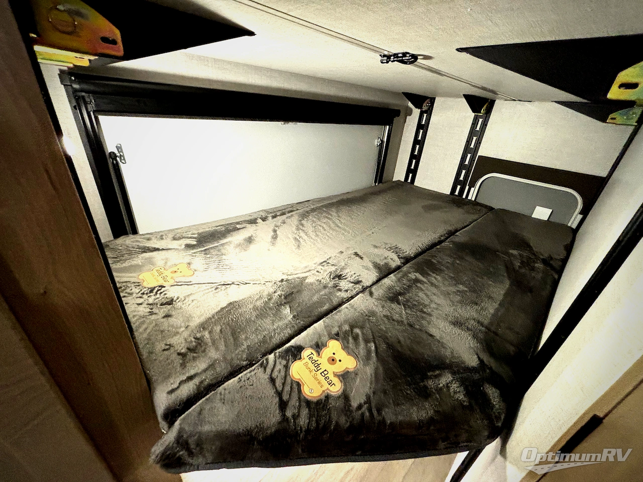 2026 Ember E-Series 22ETS Photo 14