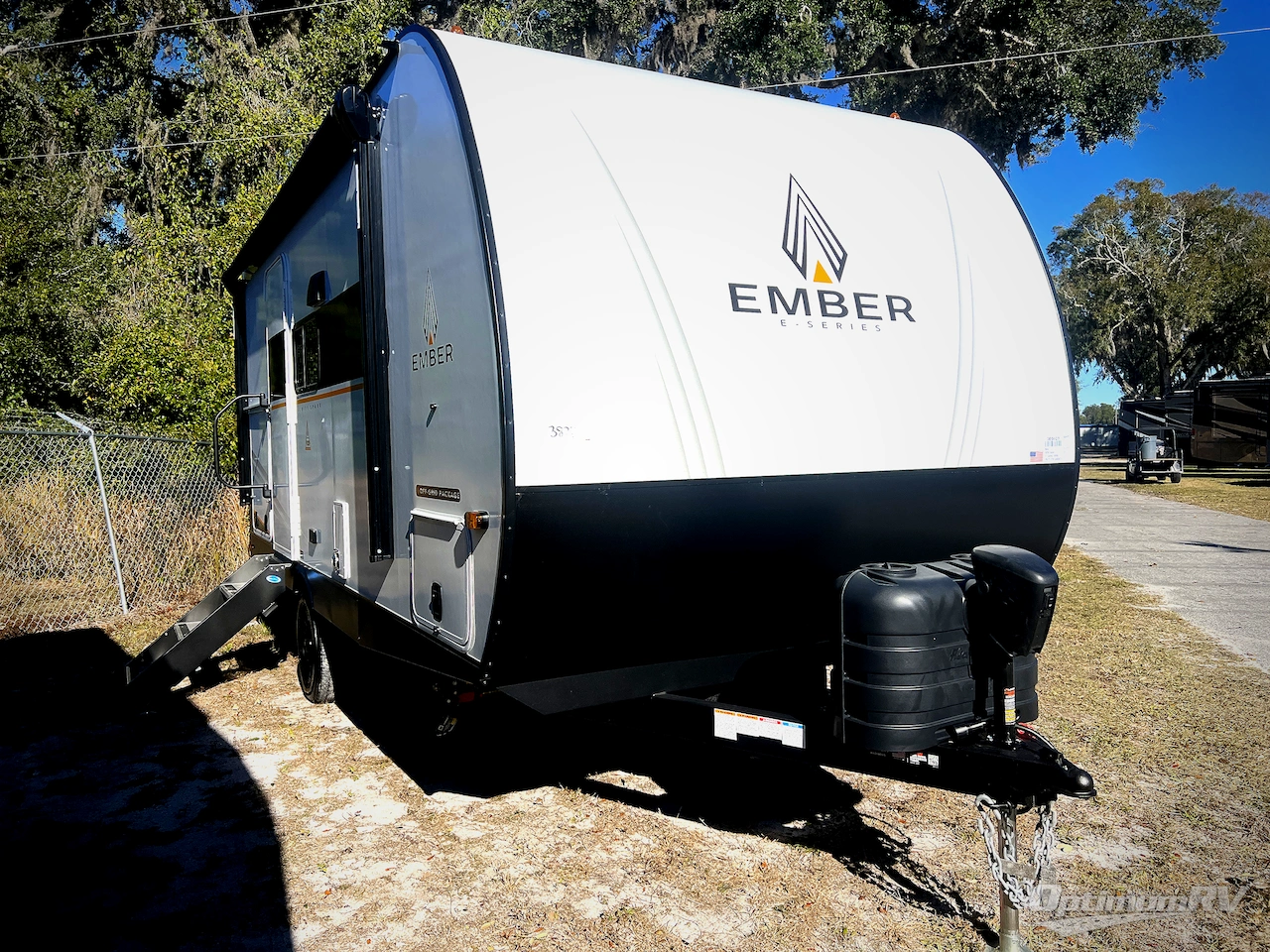 2026 Ember E-Series 18RBE Photo 1