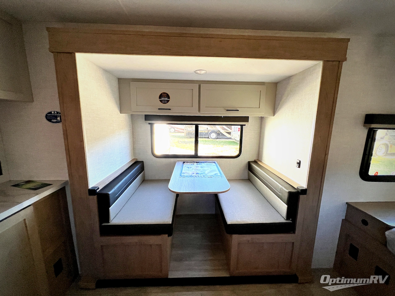 2026 Ember E-Series 18RBE Photo 6