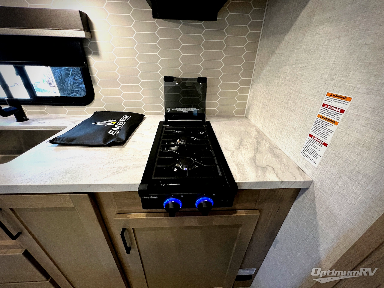 2026 Ember E-Series 24RLD Photo 9