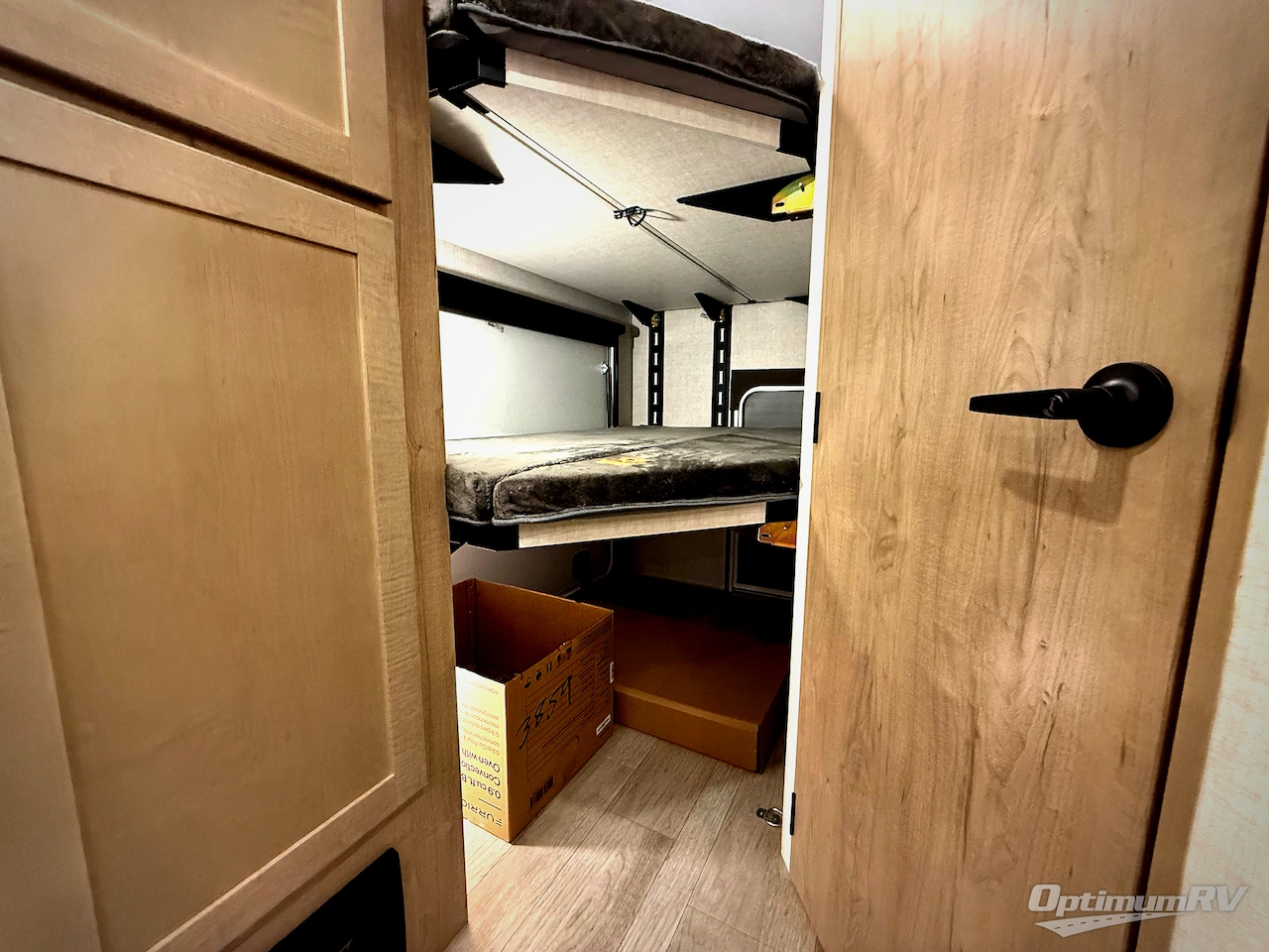 2026 Ember E-Series 26ETS Photo 13