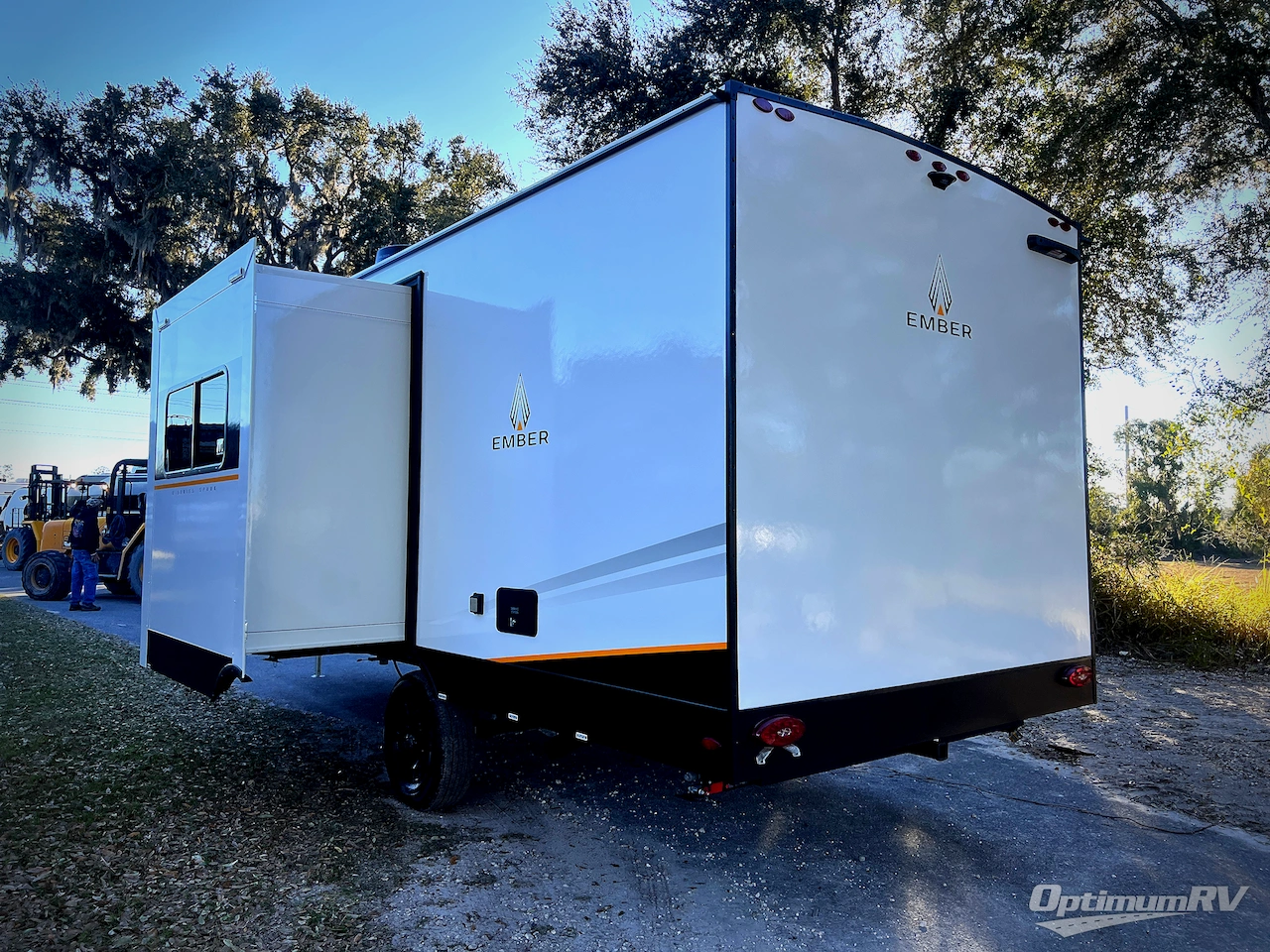 2026 Ember E-Series 19ETS Photo 2