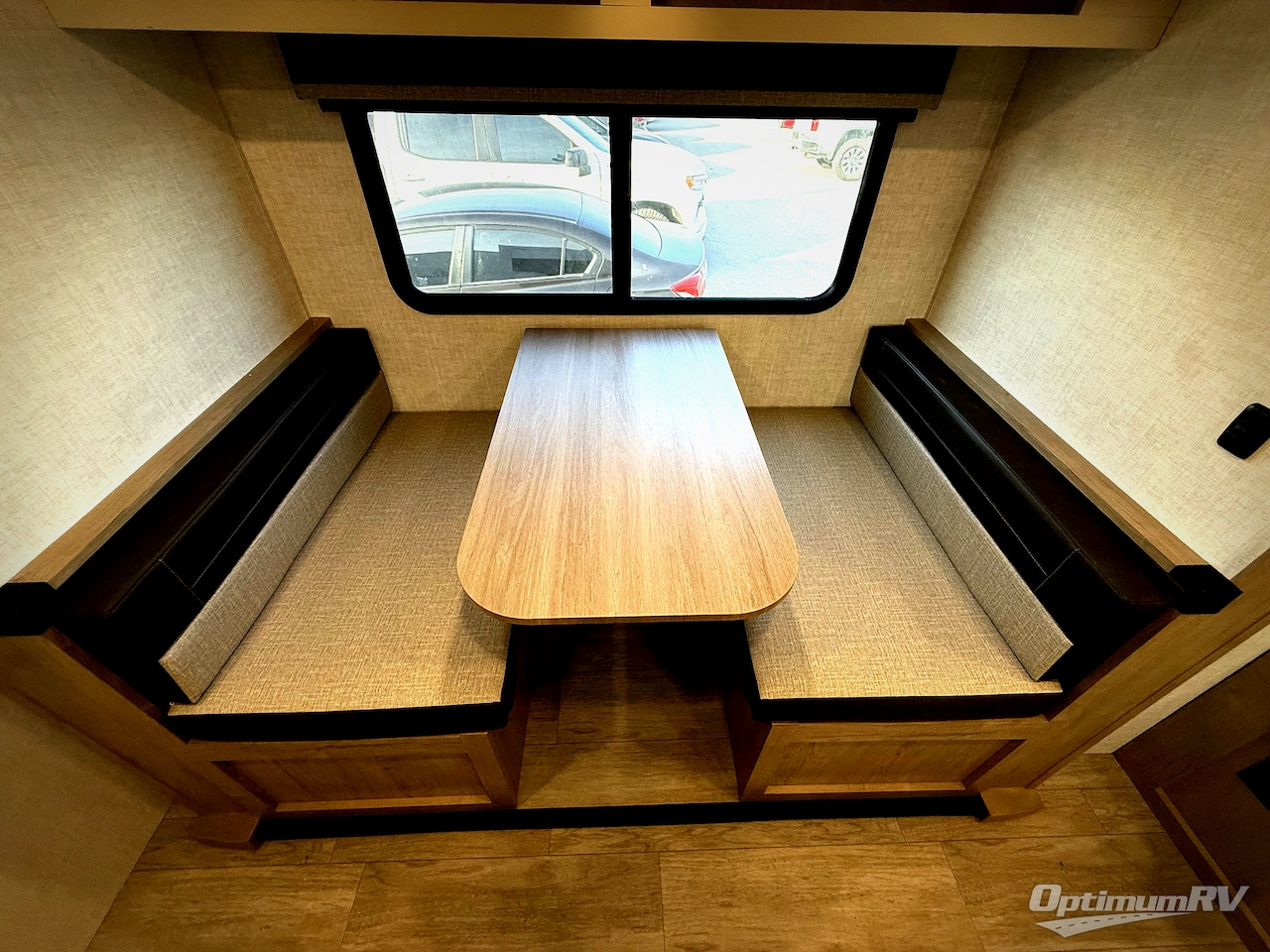 2026 Ember E-Series 19ETS Photo 5