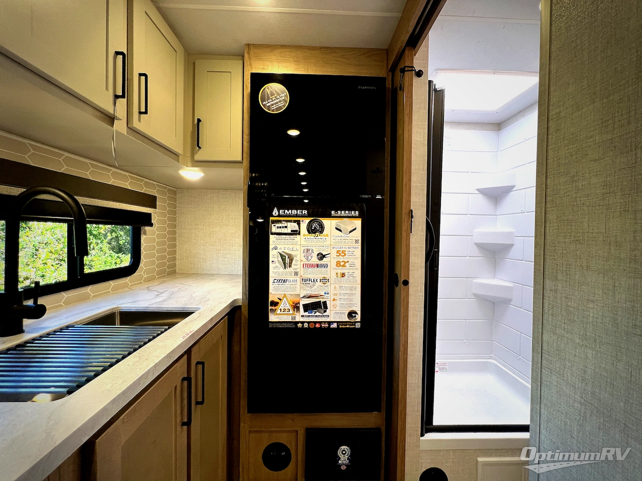 2026 Ember E-Series 21RKE Photo 12