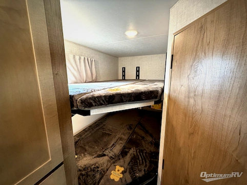 2026 Ember E-Series 26ETS RV Photo 3