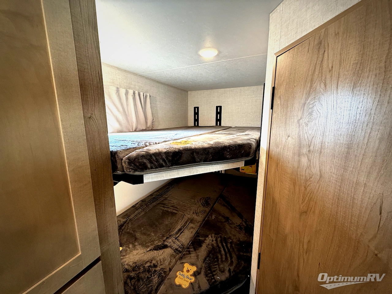 2026 Ember E-Series 26ETS Photo 13