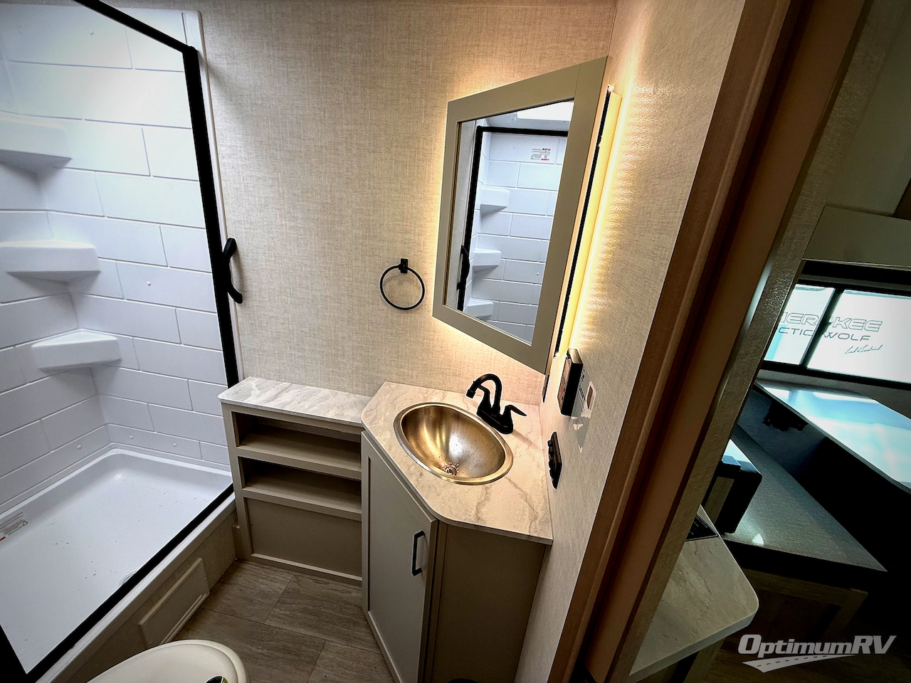 2026 Ember E-Series 26ETS Photo 19