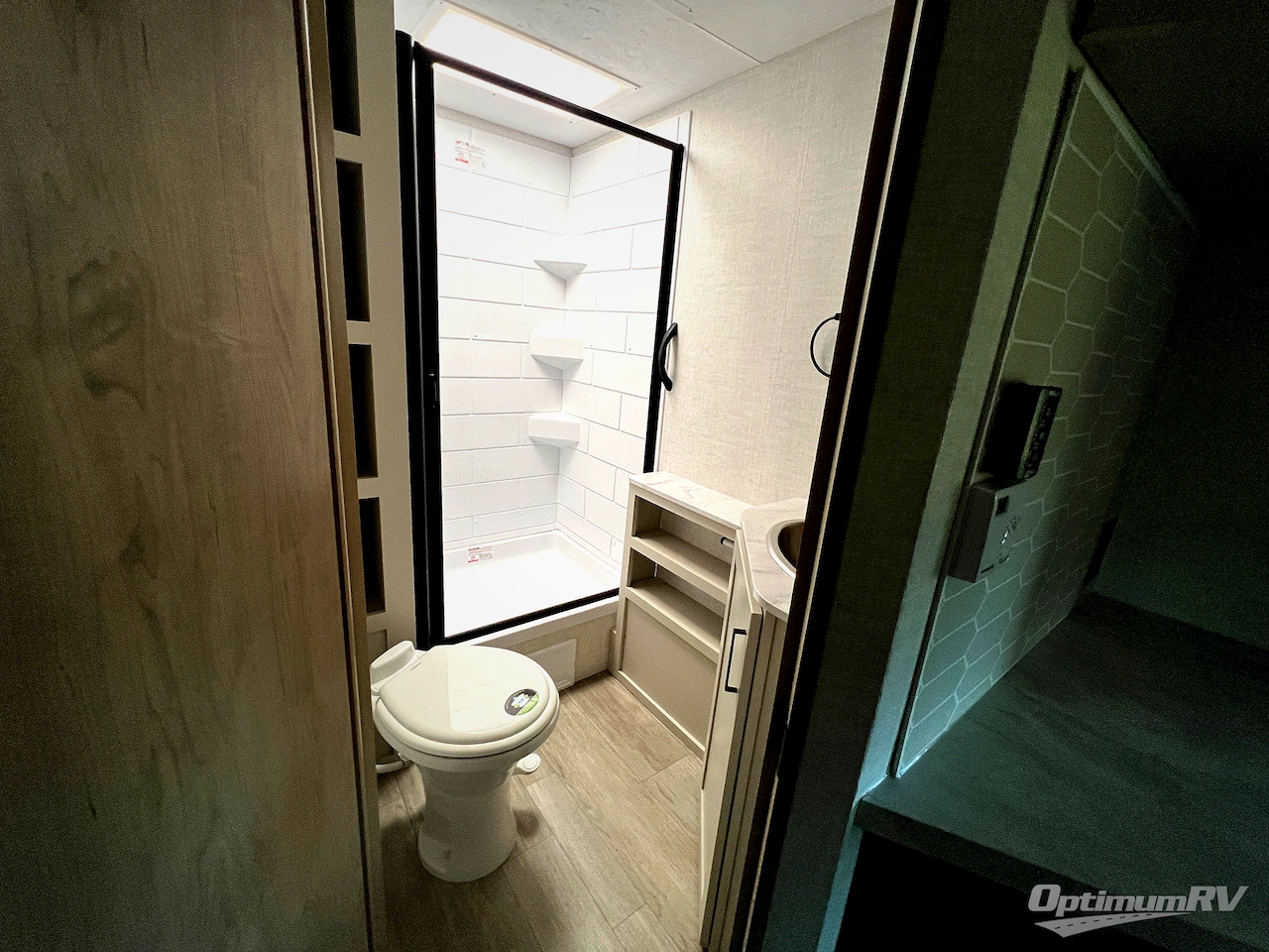 2026 Ember E-Series 26ETS Photo 15