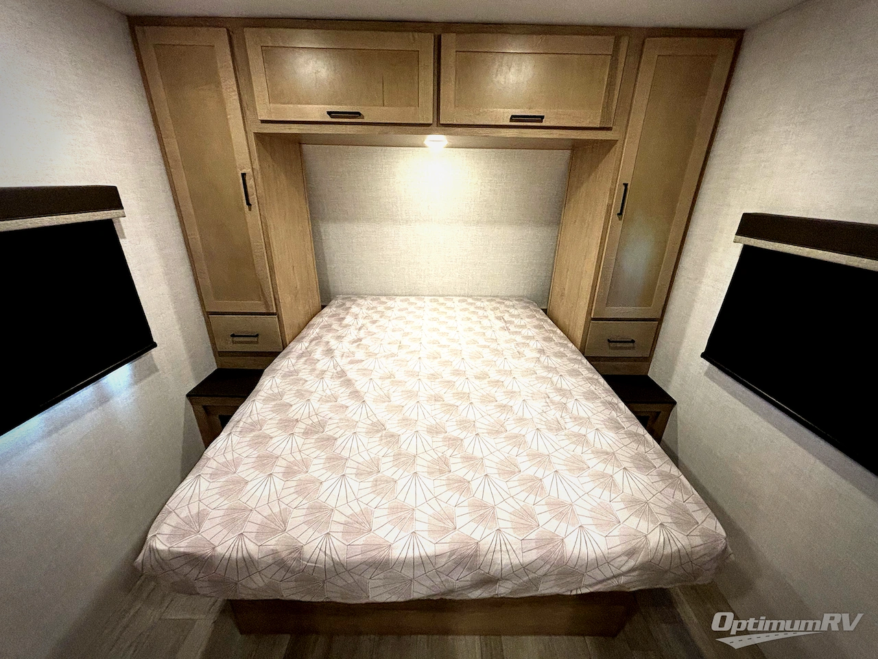 2026 Ember E-Series 26ETS Photo 7