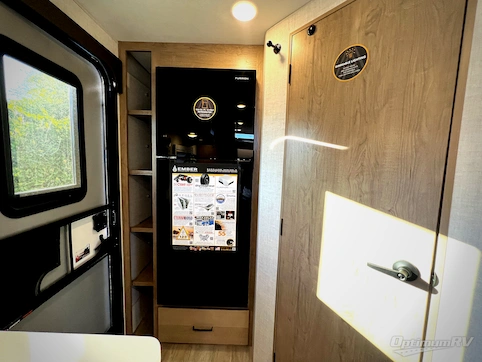 2026 Ember Overland Series 201FBQ RV Photo 3