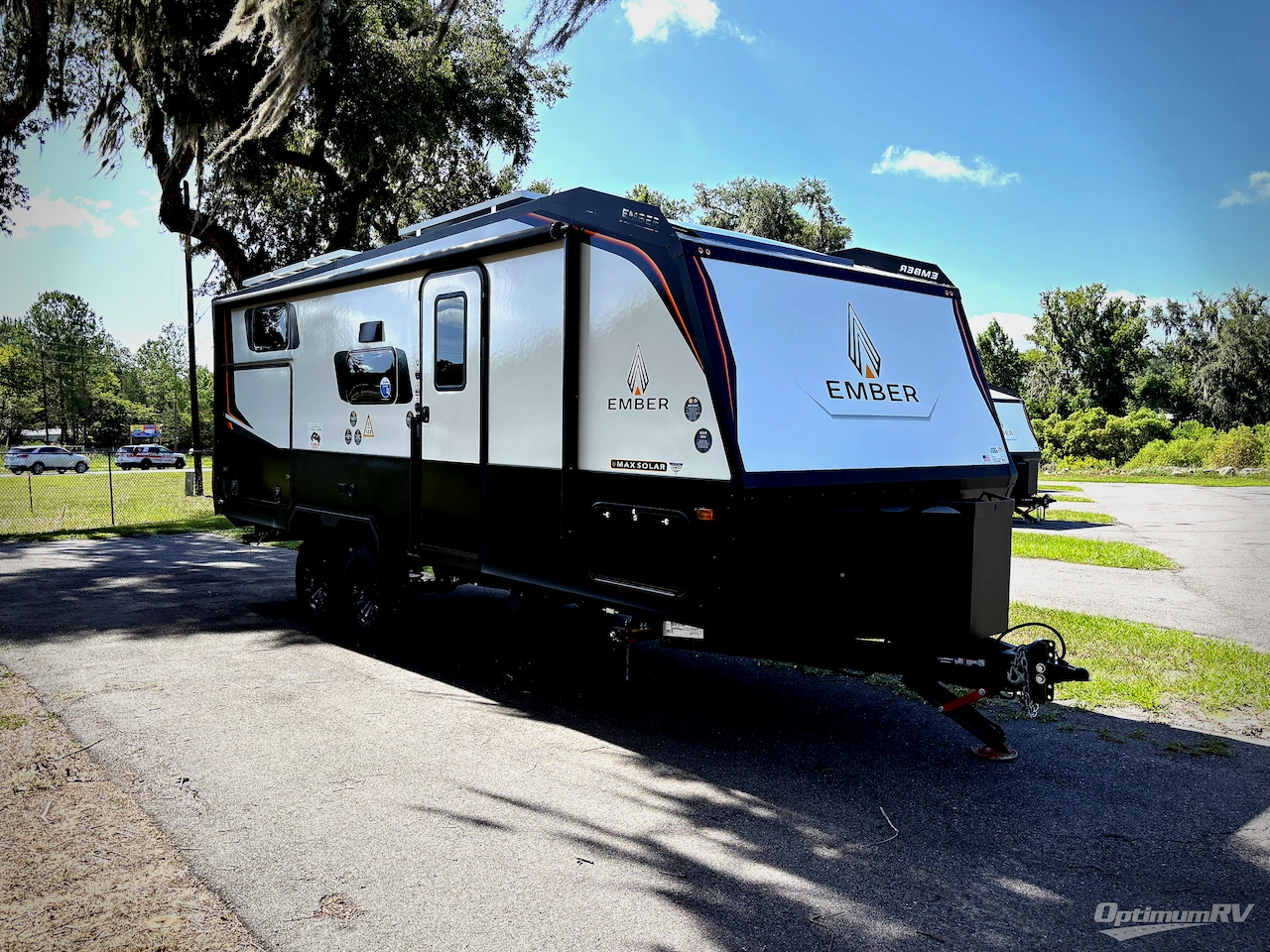2026 Ember Overland Series 221MSL Photo 1