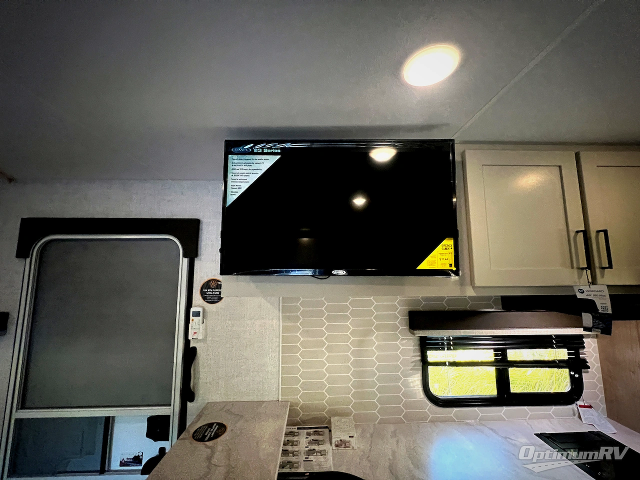 2026 Ember E-Series 22ETS Photo 14