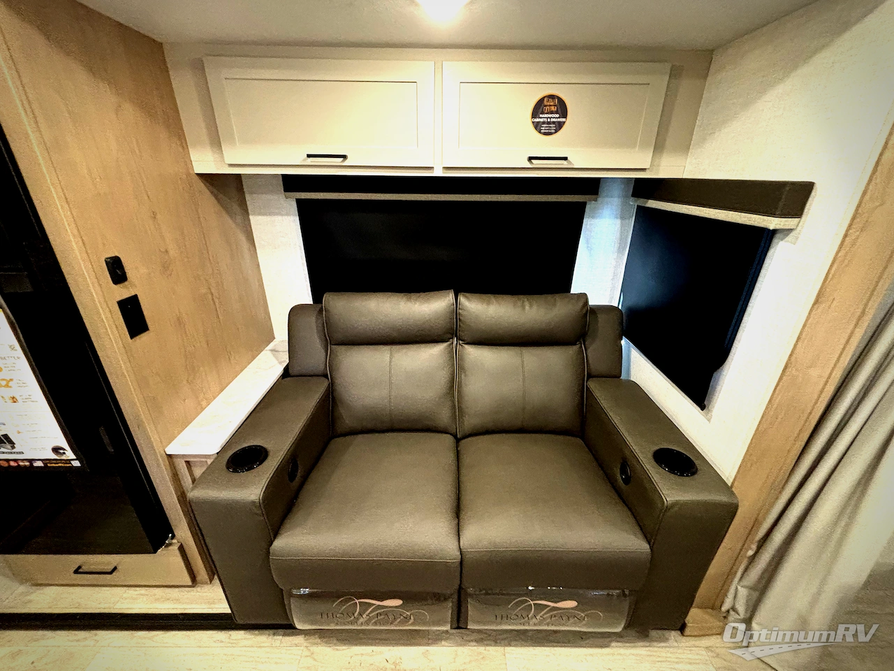 2026 Ember E-Series 22ETS Photo 11