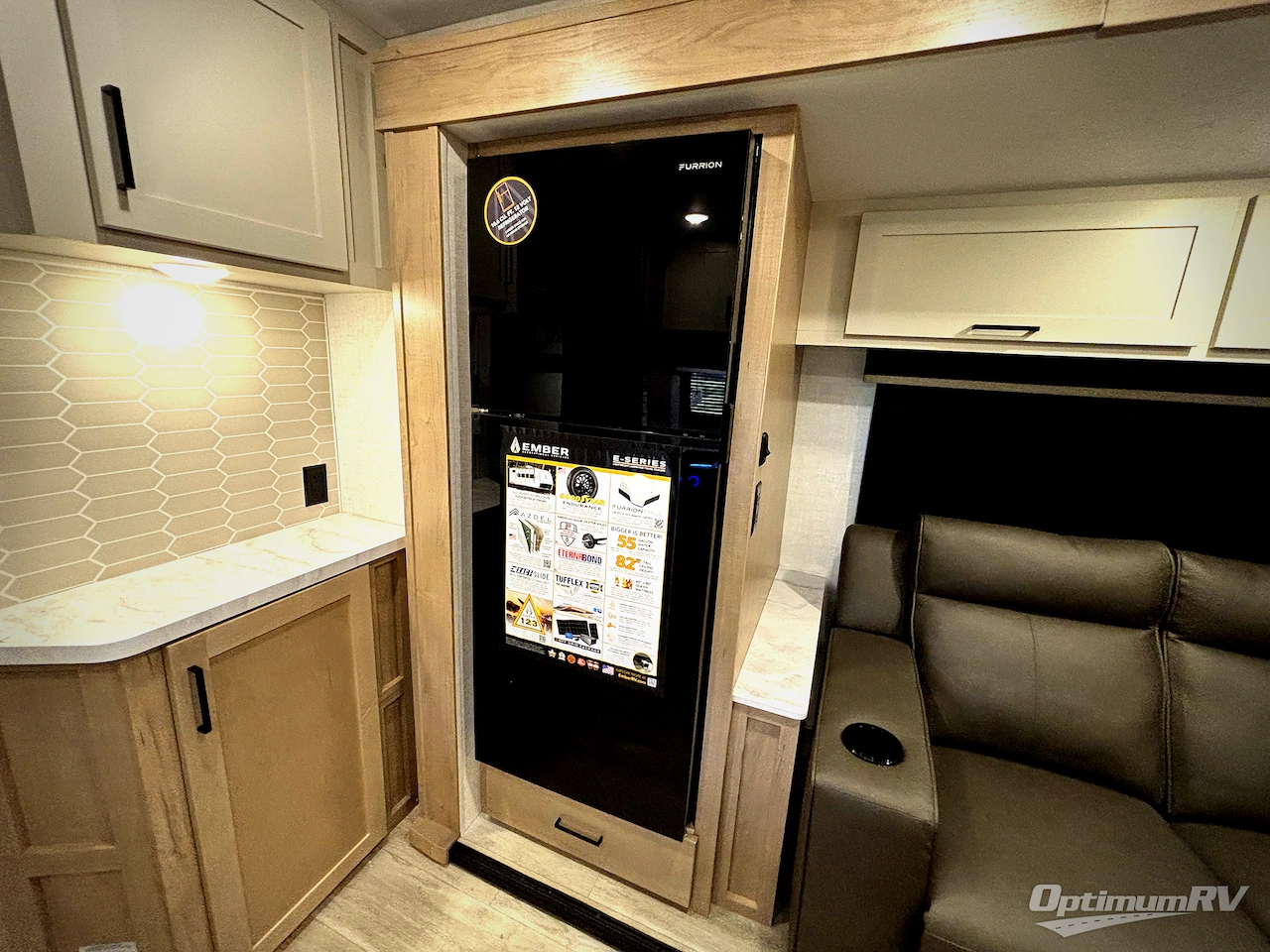 2026 Ember E-Series 22ETS Photo 12