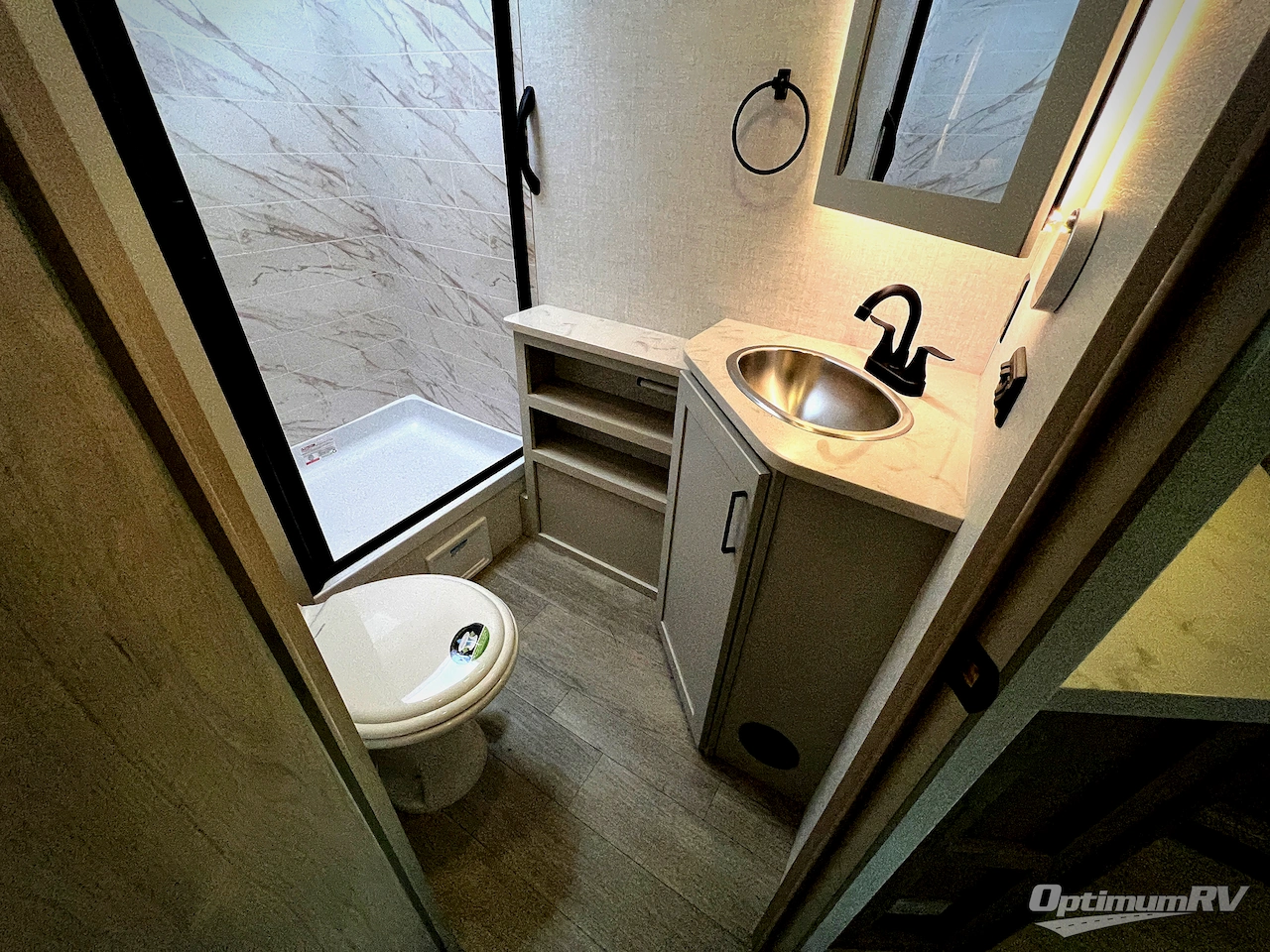 2027 Ember Touring Edition 2200ETL Photo 18