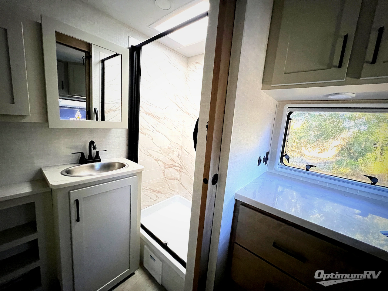 2026 Ember Touring Edition 2300MLL Photo 14