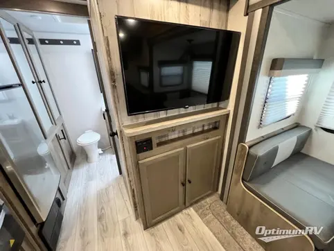 2022 Forest River Surveyor Legend 252RBLE RV Photo 3