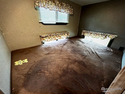 2019 Keystone Passport 239ML Express RV Photo 4