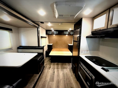 2020 Forest River Surveyor Legend 19RBLE RV Photo 2