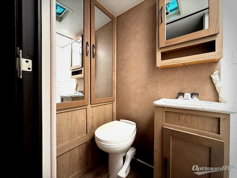 2020 Forest River Surveyor Legend 19RBLE RV Photo 3