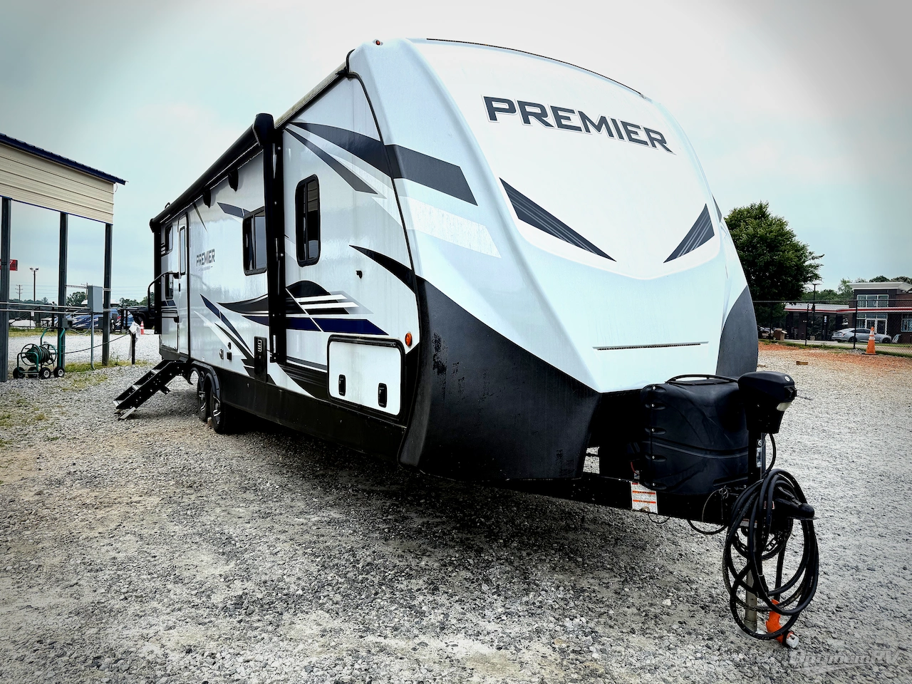 2021 Keystone Premier Ultra Lite 29BHPR Photo 1